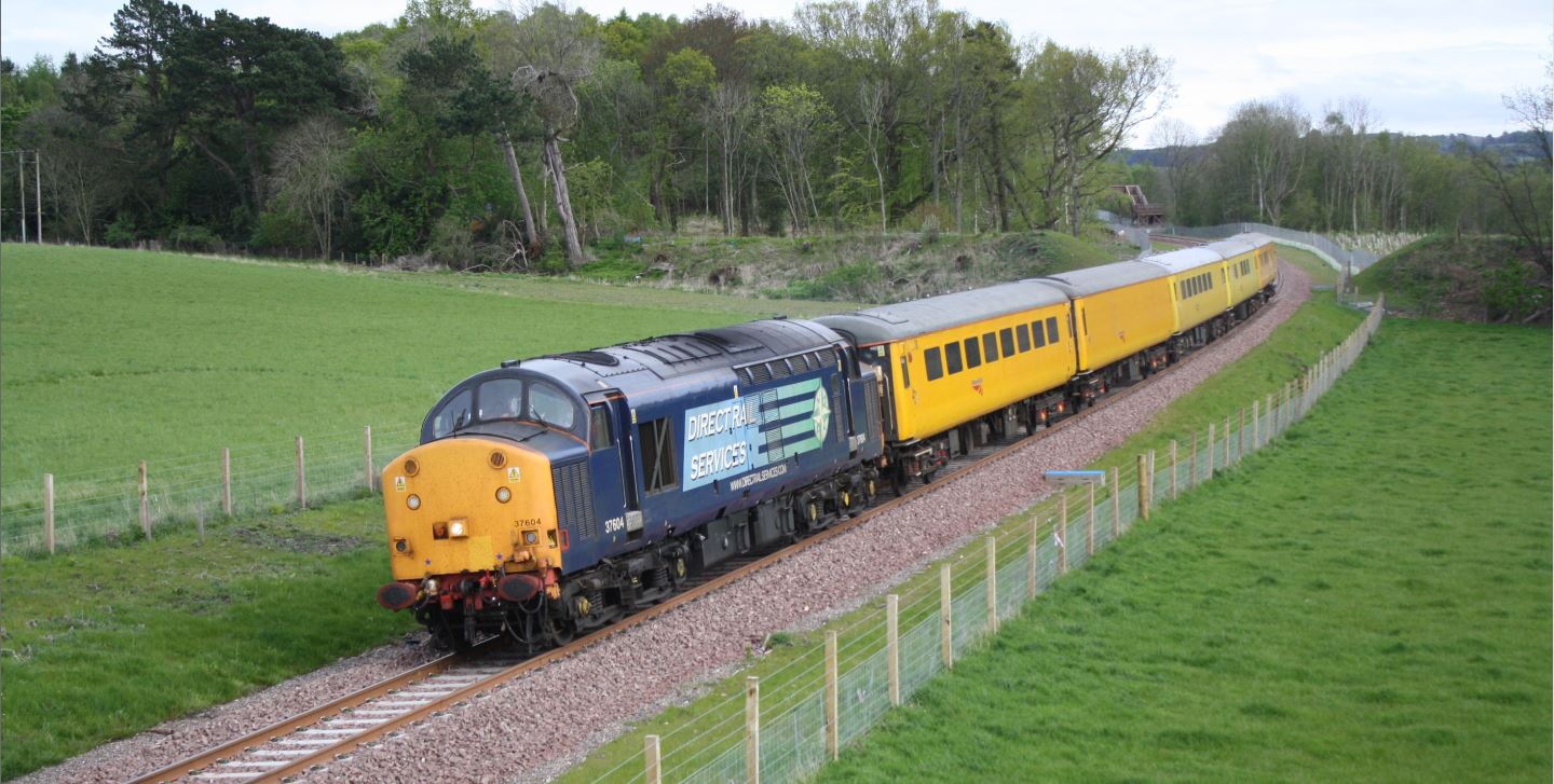 Borders railway test train in May 2015 - image 2